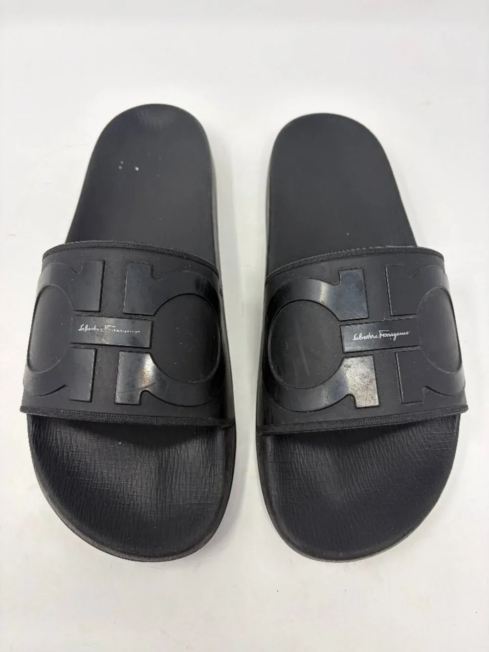 Salvatore Ferragamo men's Groove 2 athletic slides 9 Gancini logo black sandals
